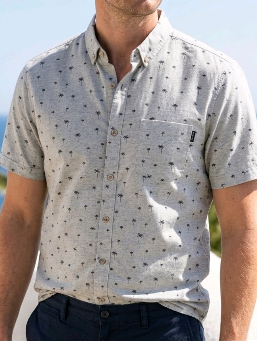 Molokai Surf Co Men's Light Gray Palm Print  Summer Shirt Mens Medium